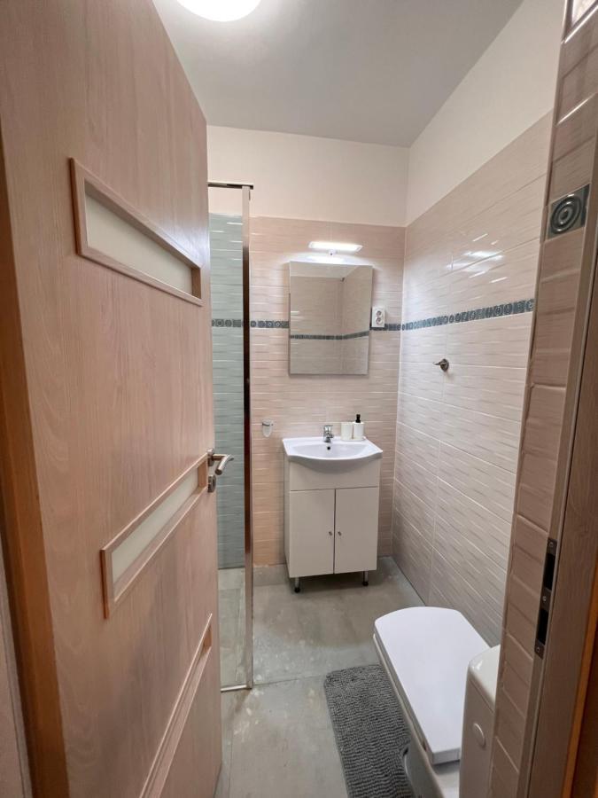 Emi Apartaments Бухарест Экстерьер фото